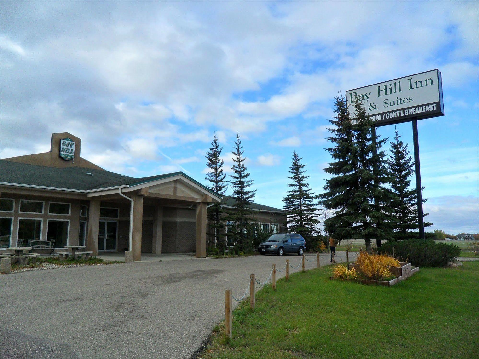 Bay Hill Inns & Suites Neepawa Luaran gambar