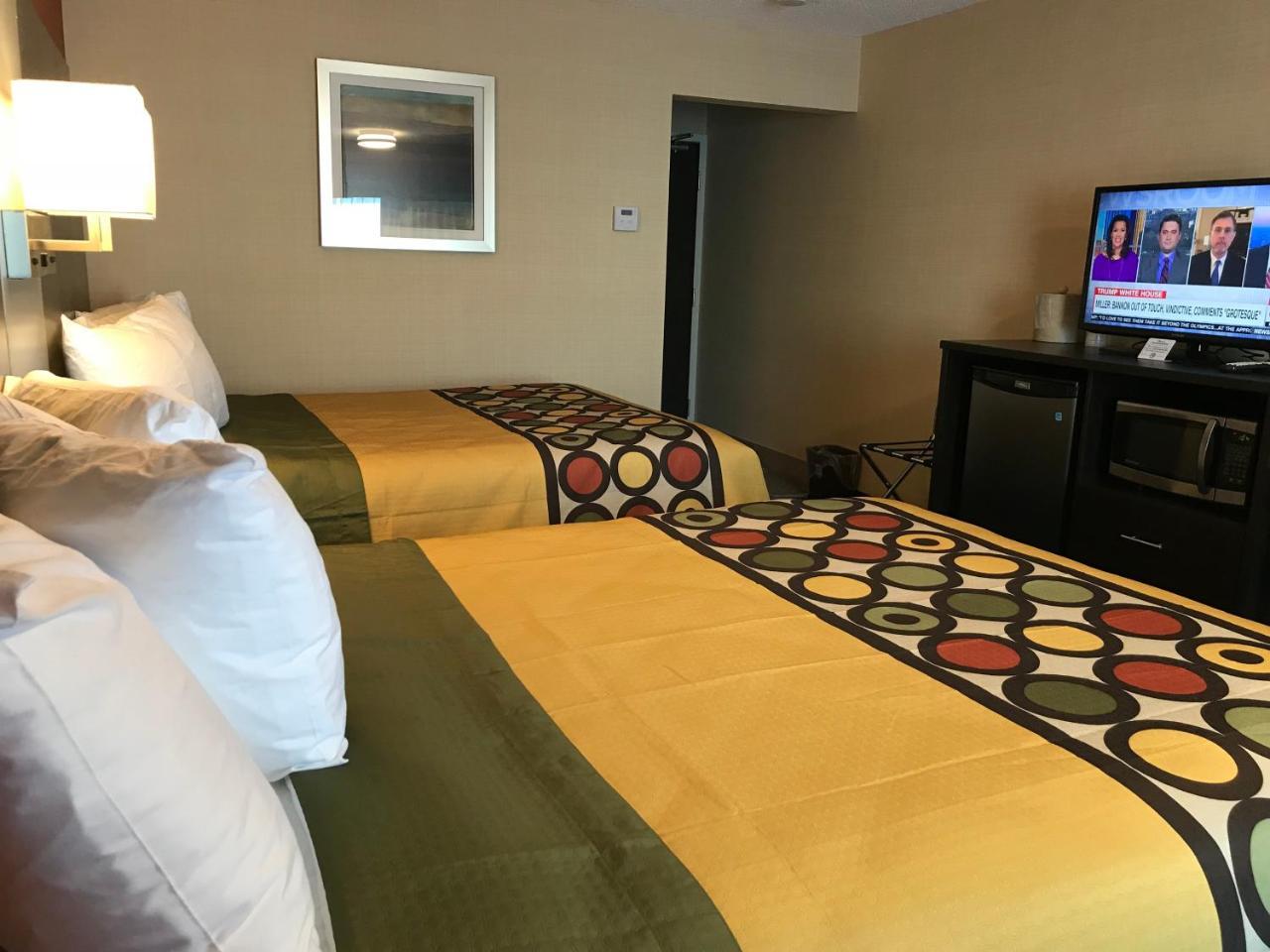 Bay Hill Inns & Suites Neepawa Luaran gambar